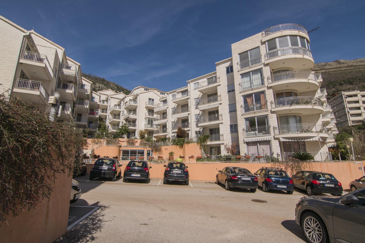 Apartment Dolce Petrovac Exteriör bild